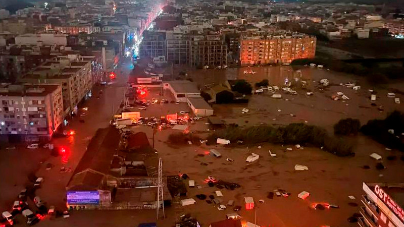 Aumenta a 95 cifra de muertos por inundaciones en EspaÃ±a