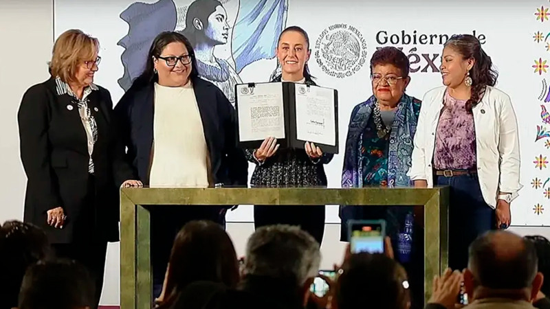 Sheinbaum firma decreto de Igualdad Sustantiva; â€œMujeres ya estamos en la ConstituciÃ³nâ€, celebra