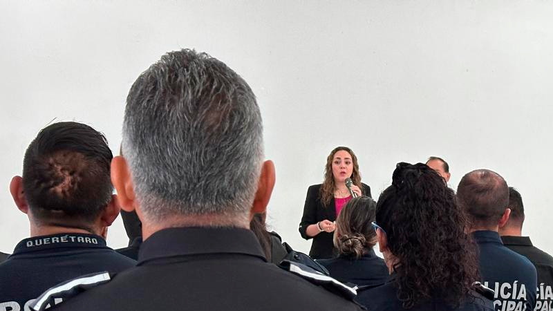 Listos los cinco finalistas del Premio al PolicÃ­a del AÃ±o en QuerÃ©taro: Lorena MuÃ±oz