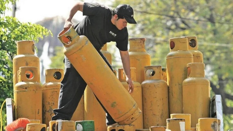 Claudia Sheinbaum niega liberar precio del gas LP