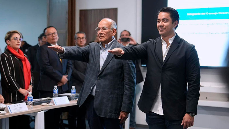 Hagamos equipo para mejorar el acceso al agua en QuerÃ©taro: Felifer MacÃ­as