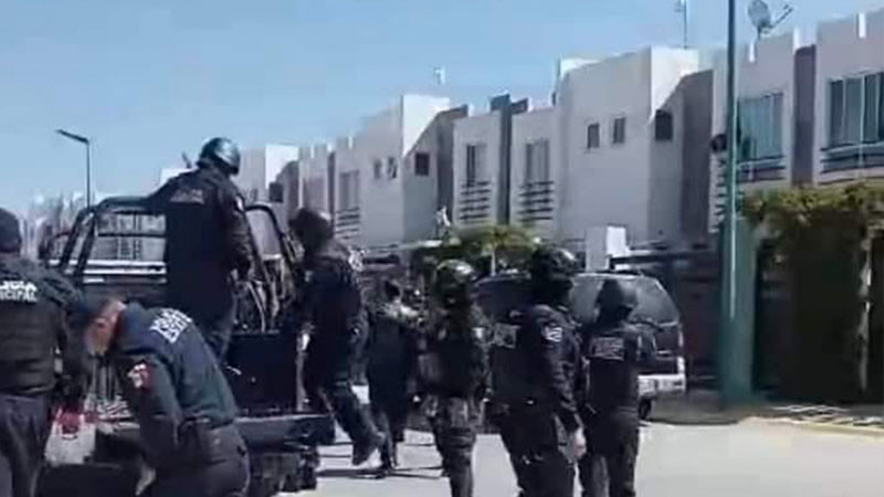 Conflicto entre policÃ­as y vecinos deja ocho lesionados en Hidalgo 