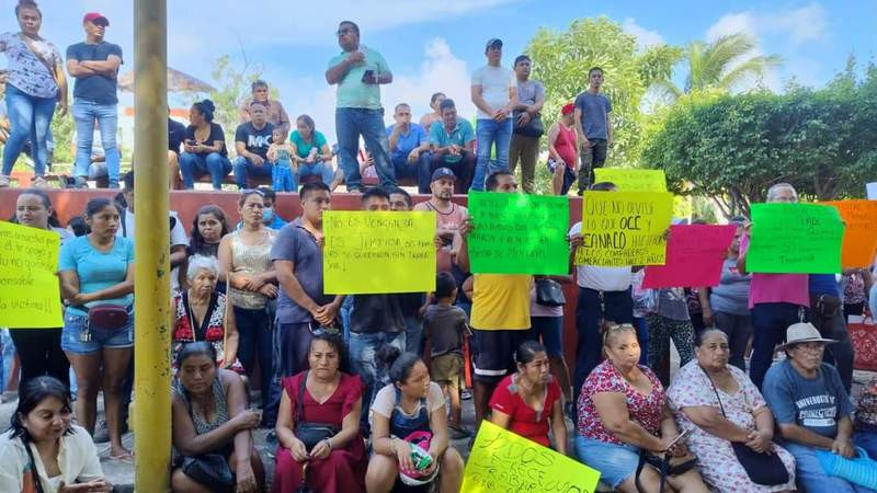 Conflicto persiste entre comerciantes por un espacio en Expo NavideÃ±a 2024 en LÃ¡zaro CÃ¡rdenas