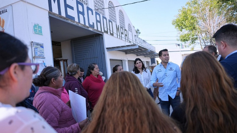 Trabajaremos para detonar la vida econÃ³mica de los mercados en QuerÃ©taro: Felfier MacÃ­as