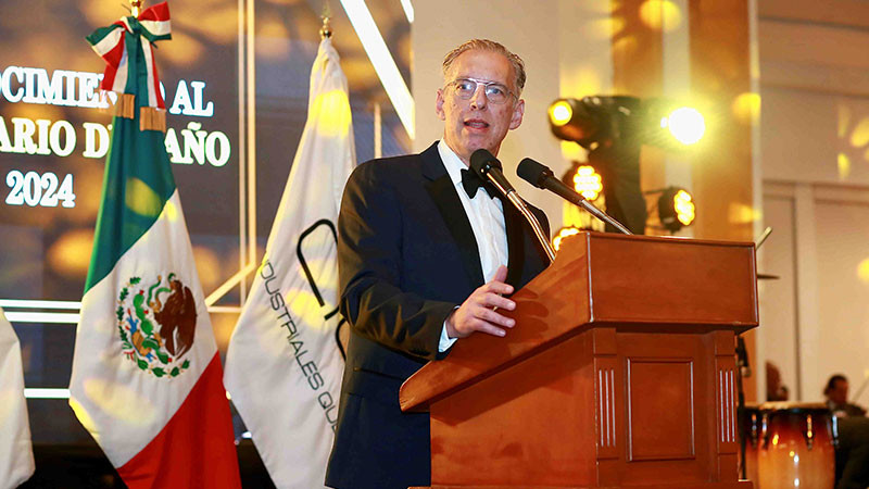 Marco Del Prete encabeza gala del Club de Industriales de QuerÃ©taro 