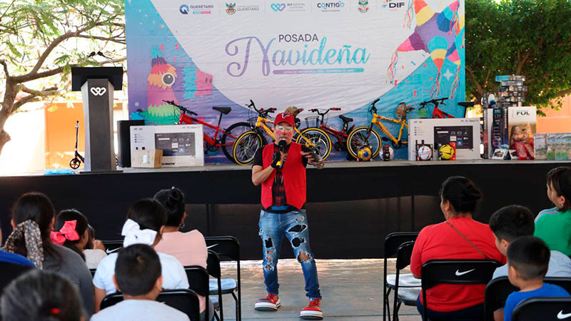 Festeja Car Herrera Posada NavideÃ±a en Landa de Matamoros, QuerÃ©taro 