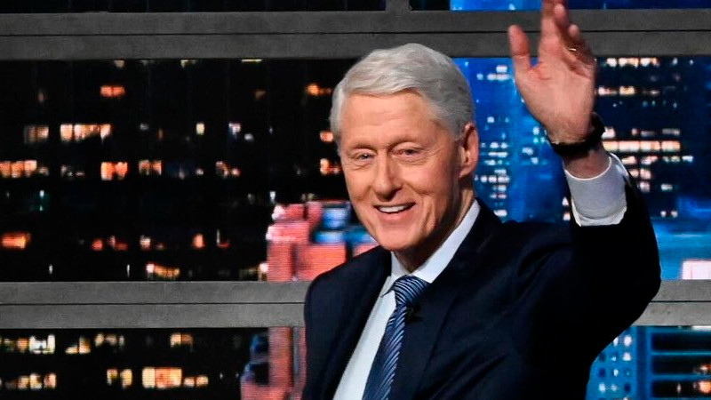 Hospitalizan al ex presidente Bill Clinton