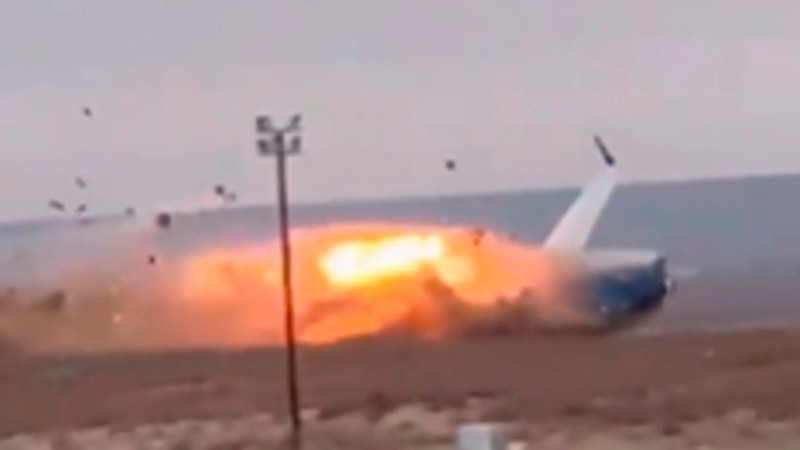 Ucrania acusa a Rusia de derribar el aviÃ³n de Azerbaijan Airlines