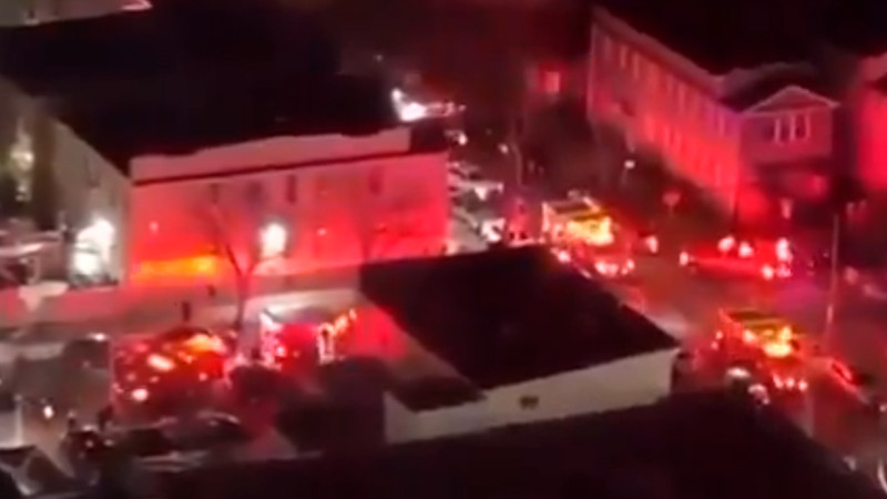 Tiroteo en Nueva York deja al menos 10 heridos; descartan ataque extremista