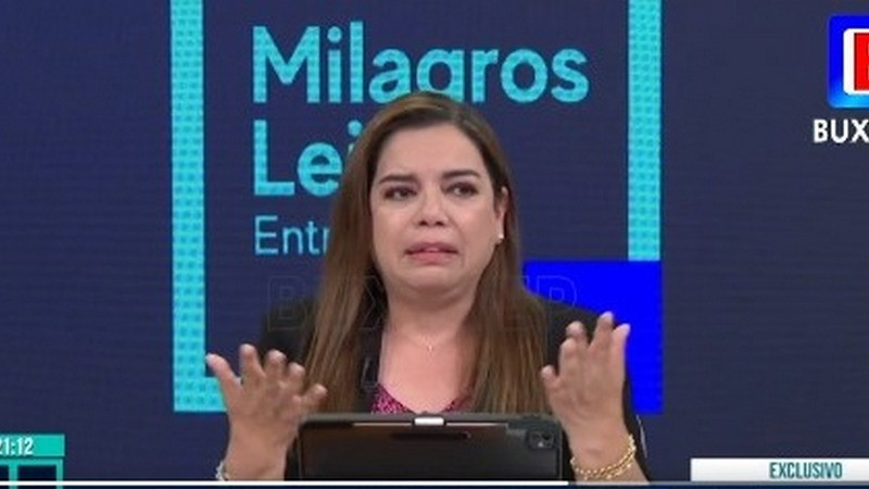 Conductora de TV se entera en vivo de la muerte de su padre; rompe en lÃ¡grimas