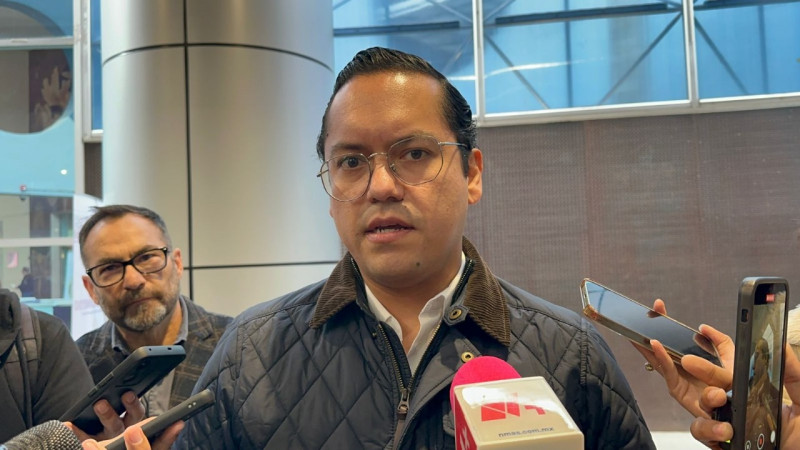 Destaca alcalde de Corregidora reestructuraciÃ³n de Movivan y aumento de fuerza policial en los primero 100 dÃ­as  