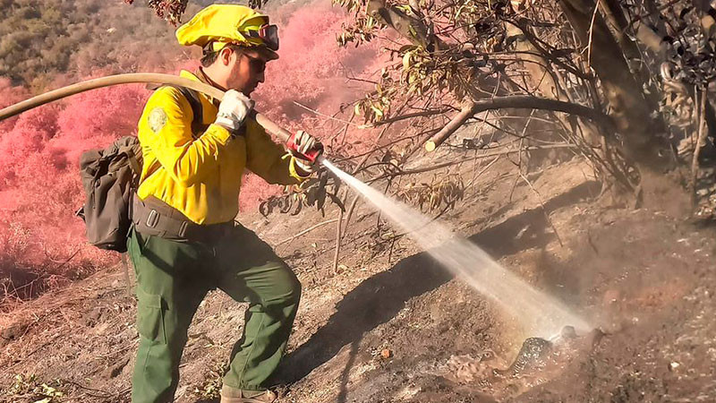 En California, la delegaciÃ³n mexicana realiza patrullajes de detecciÃ³n de puntos de calor y remociÃ³n de escombros