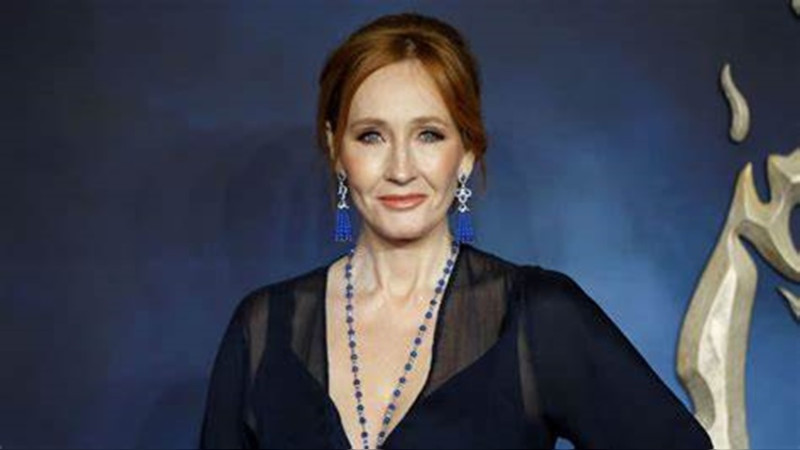 JK Rowling celebra la prohibiciÃ³n de mujeres trans en el deporte femenino