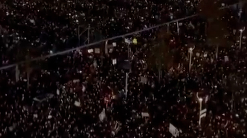 Cientos de miles de personas en MÃºnich se manifiestan contra la extrema derecha en Alemania