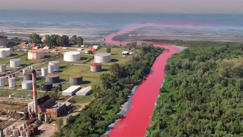 Se tiÃ±e de rojo rÃ­o SarandÃ­ en ArgentinaÂ 