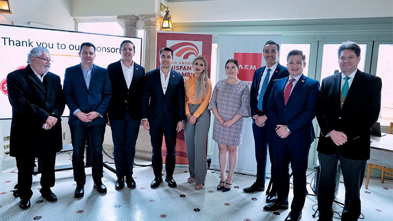 Impulsa Felifer MacÃ­as inversiÃ³n, turismo y emprendimiento en San Antonio, Texas