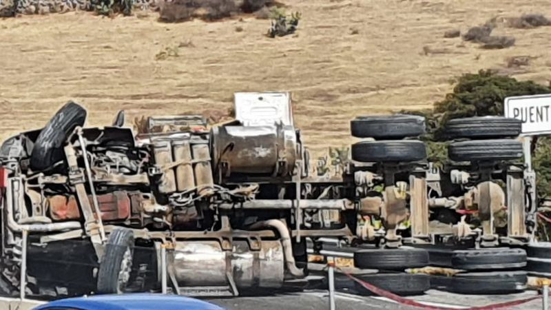 PersecuciÃ³n y enfrentamiento deja 2 delincuentes sin vida en el macrolibramiento Apaseo-Palmillas