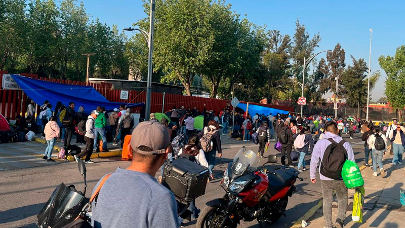 Docentes de la CNTE amagan con plantÃ³n indefinido por reforma al ISSSTE