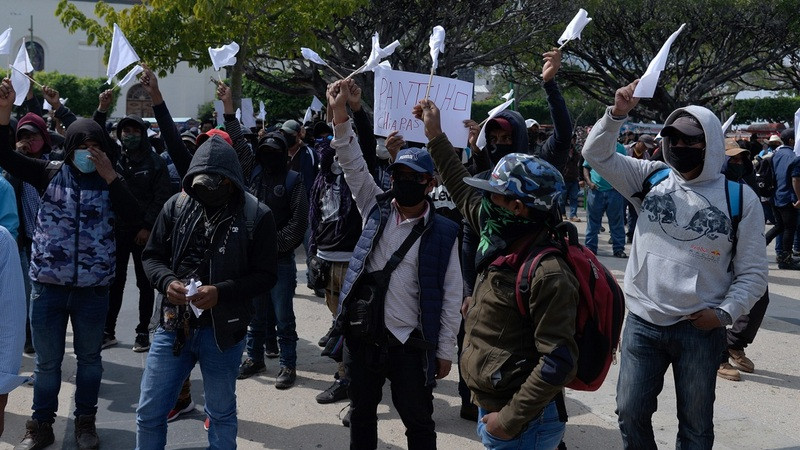Normalistas en Chiapas exigen que se resuelva caso Ayotzinapa