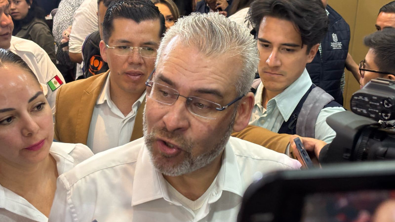 Cuatro de los 29 extraditados a Estados Unidos eran michoacanos: Bedolla