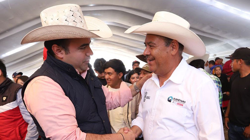 Entrega SEDEA apoyos a productores de ColÃ³n, QuerÃ©taro