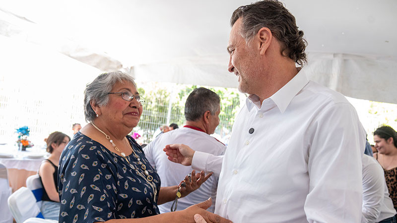 CelebrÃ³ Gobernador queretano 33 aniversario del Mercado 4 de Marzo