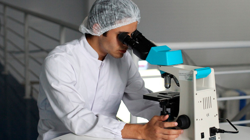 CientÃ­ficos se manifiestan en EEUU; protestan contra recortes de Trump y Musk