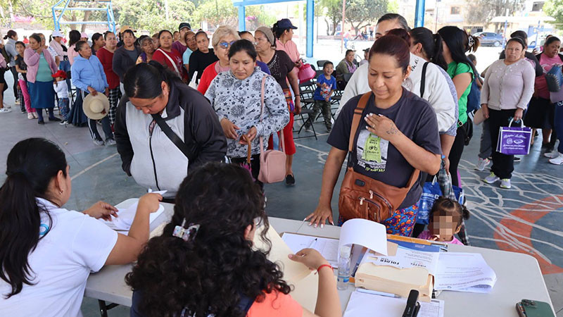 Entrega Sonia Rocha reconocimientos a mujeres en El MarquÃ©s