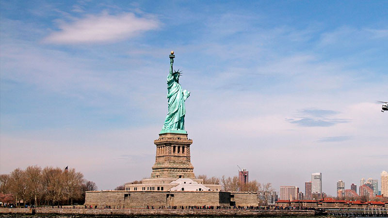 Diputado francÃ©s pide a EU que devuelva la Estatua de la Libertad