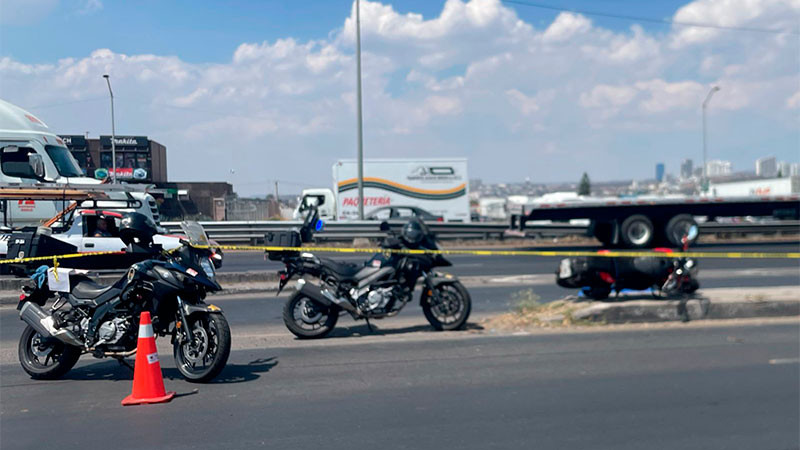 Accidente en la autopista MÃ©xico-QuerÃ©taro deja sin vida a un motociclista 