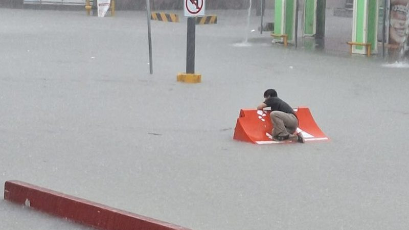 Lluvias torrenciales inundan Reynosa, Tamaulipas; mal clima continuarÃ¡