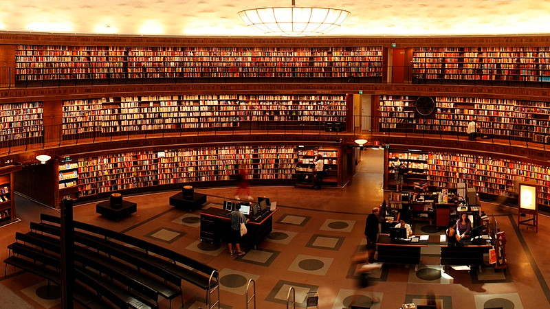 Dimite presidenta interina de Universidad de Columbia, tras presiones de Trump