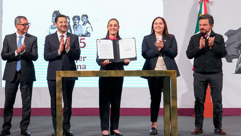 Firma Claudia Sheinbaum Decreto para beneficiar a trabajadores del Estado con crÃ©ditos impagables del FOVISSSTE 