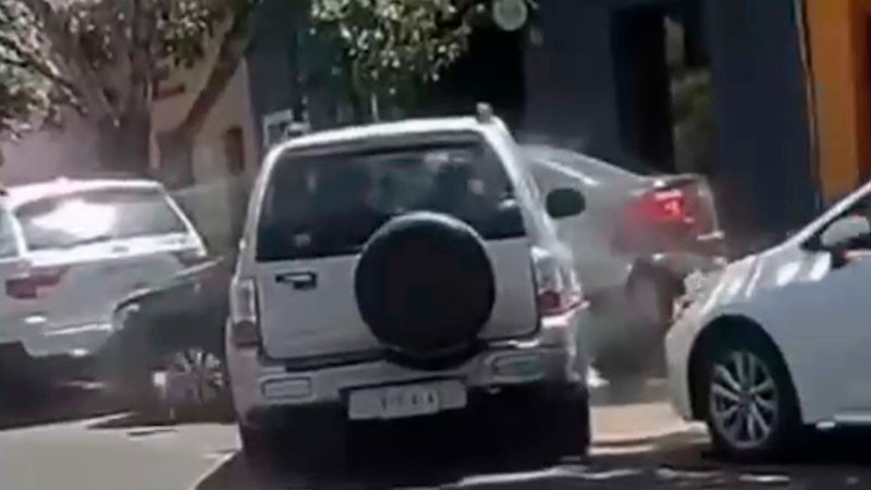 Altercado vial deriva en embestida contra motociclista y niÃ±o, en QuerÃ©taro capital 