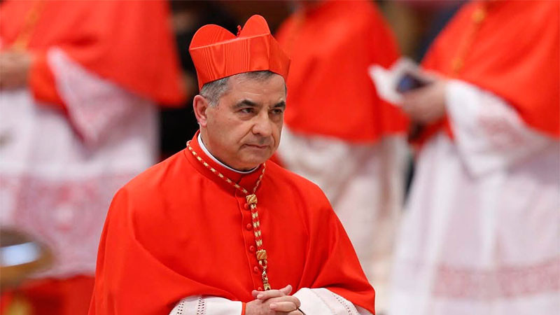 Insiste Angelo Becciu, cardenal destituido por Francisco participar en el cÃ³nclaveÂ 