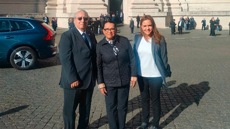 Segob llega al Vaticano; expresa condolencias a nombre de Sheinbaum