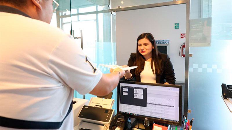 Busca Leonor MejÃ­a incorporar la crianza positiva como eje transversal en la protecciÃ³n y garantÃ­a de los derechos de la niÃ±ez queretana