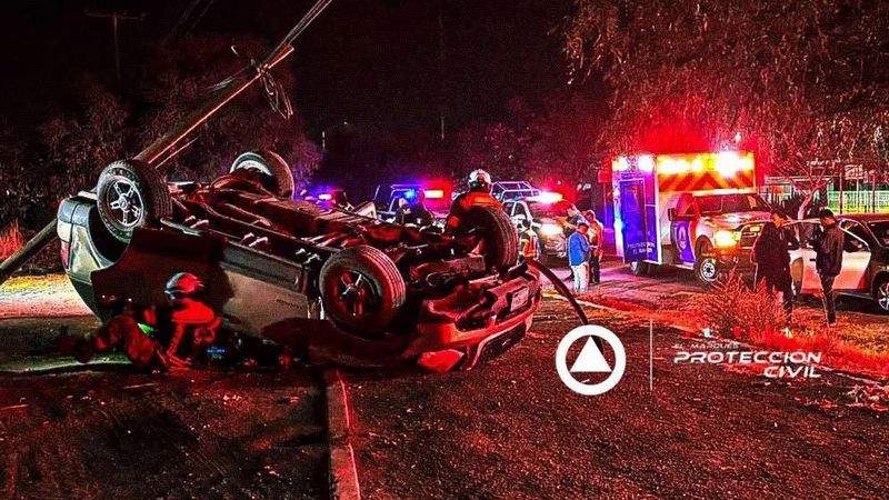 Seis lesionados en volcadura en la carretera a ChichimequillasÂ en QuerÃ©taro