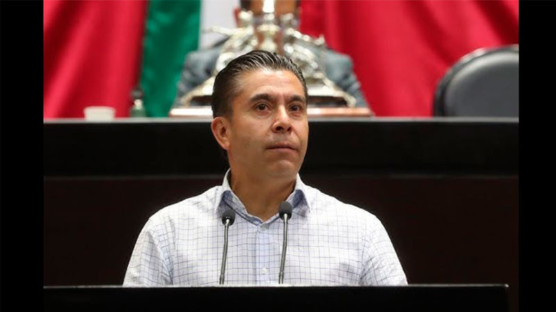 TendrÃ¡ que definir el PAN QuerÃ©taro a mÃ¡s tardar en el 2026 a la persona que competirÃ¡ por la gubernatura del estado: Roberto Sosa 