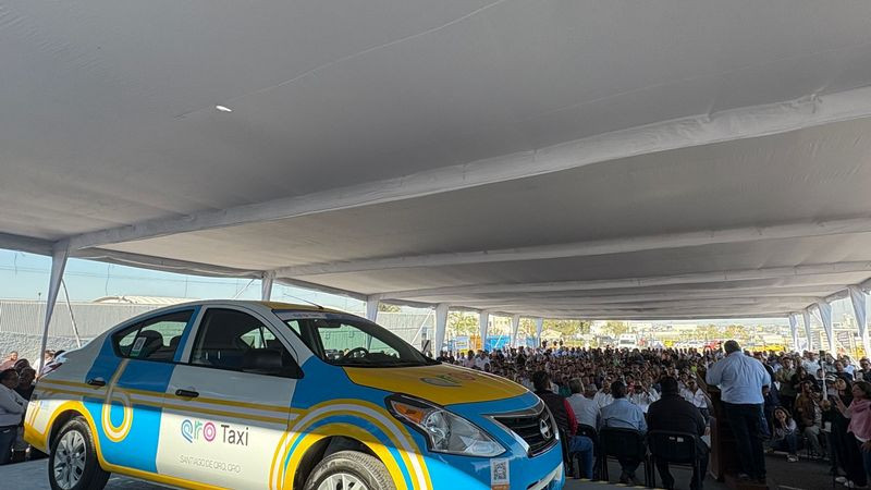 Maurio Kuri fotalece sector taxista con inversiÃ³n de mÃ¡s de 40 millones de pesos en QuerÃ©taro
