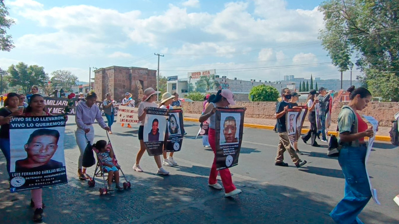 Madres buscadoras exigen la apariciÃ³n con vida de sus hijos; marchan en calles de Morelia