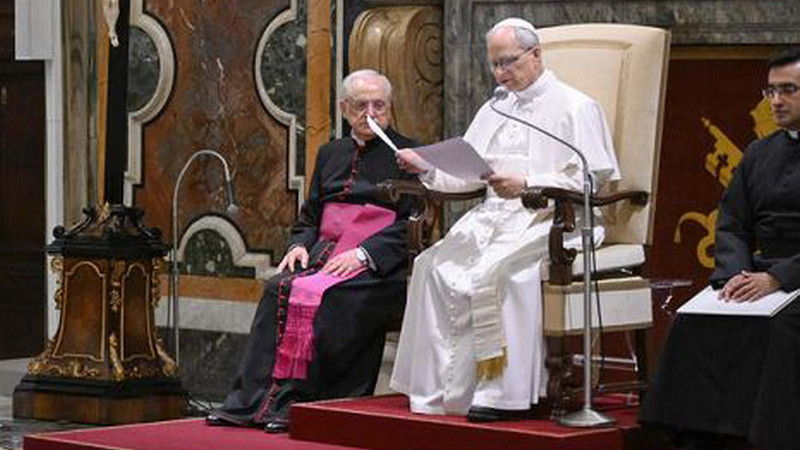  León XIV dialoga con obispos europeos sobre la guerra en Ucrania y la situación de Europa