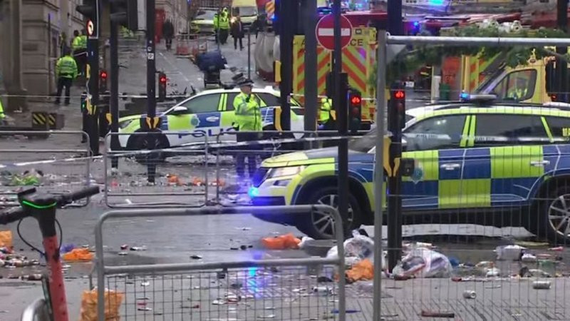 Atropellamiento masivo interrumpe celebración de la Premier League del Liverpool inglés