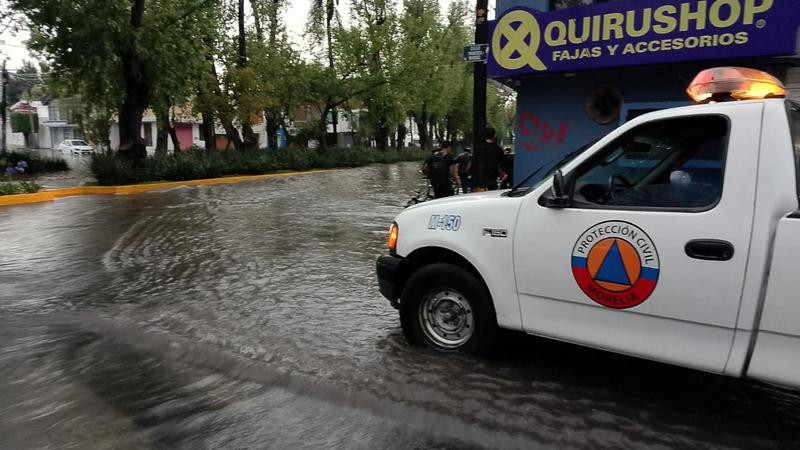 Llama Protección Civil y Bomberos de Morelia a estar preparados por lluvias