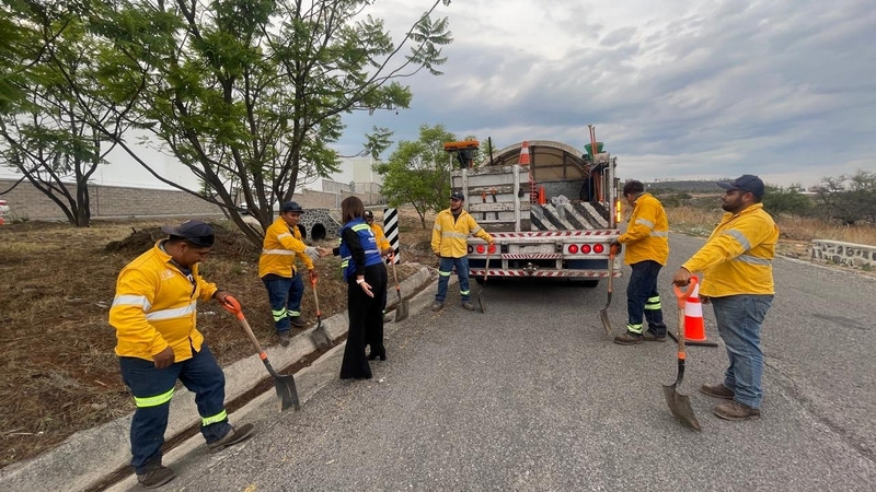 Supervisa Comisión Estatal de Infraestructura conservación en carreteras por lluvias en Querétaro