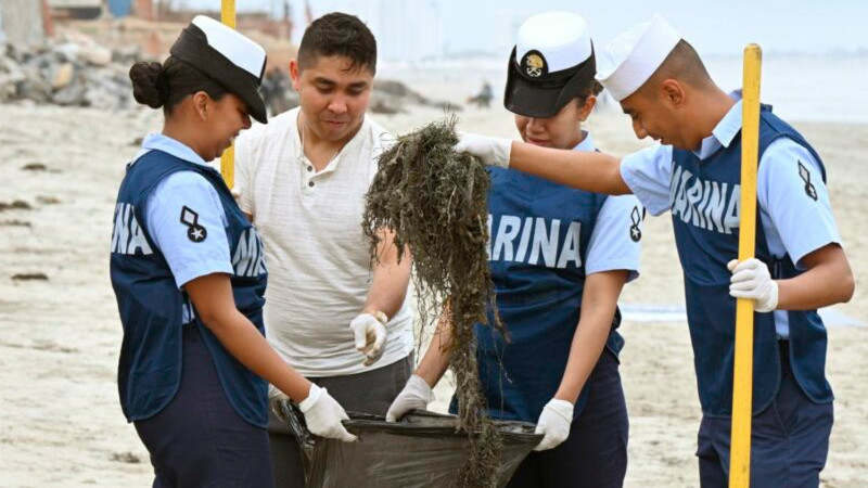 Gobierno lanza Estrategia Nacional de Limpieza de Playas y Costas