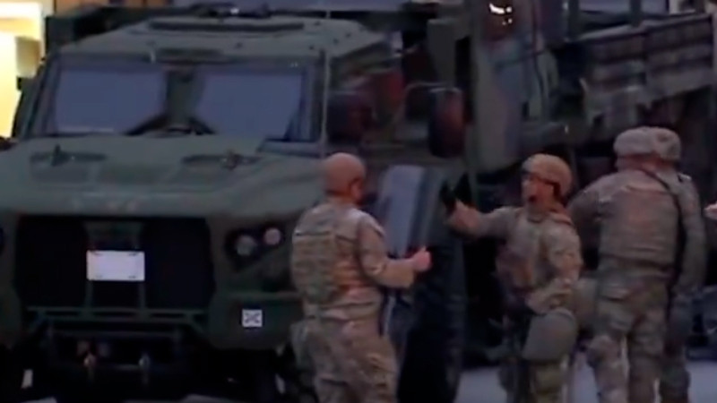 Trump despliega 2 mil militares más en Los Ángeles