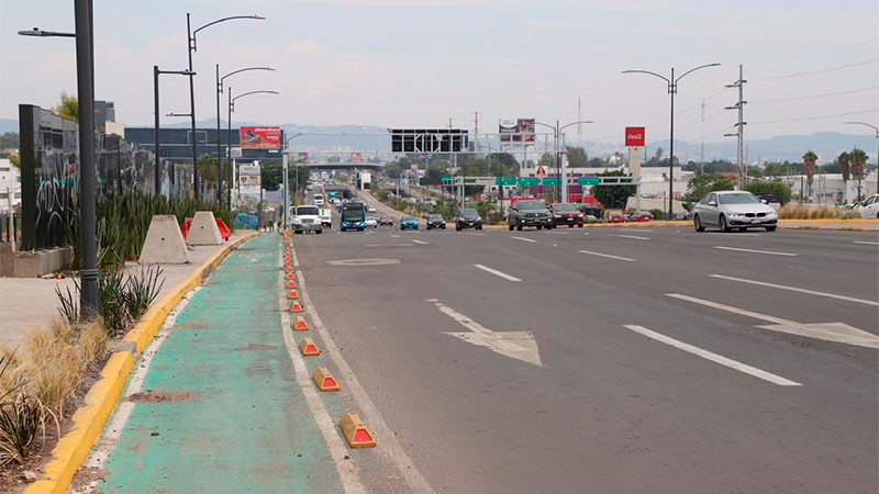 Obra en Paseo 5 de Febrero en Querétaro, está lejos de ser un modelo de movilidad urbana segura: Elizabeth Durán 