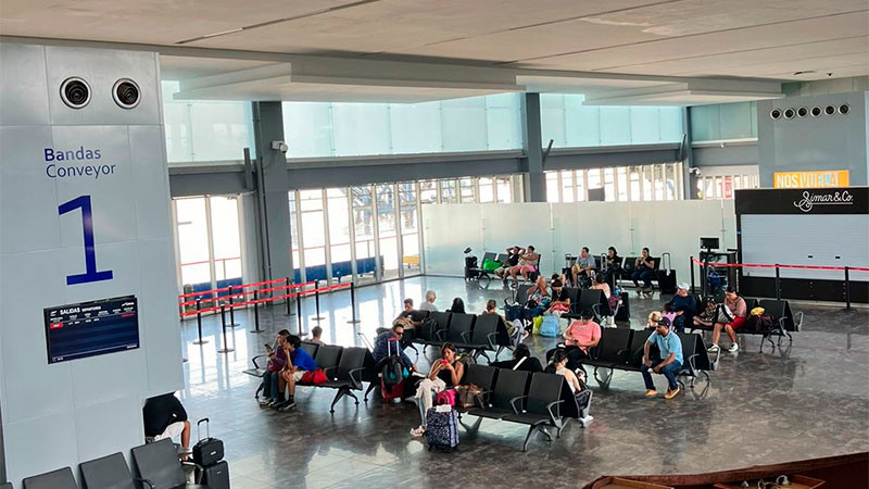 Reactivan vuelos en Acapulco, Guerrero tras el paso del huracán “Erick”