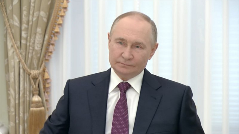 Vladímir Putin califica de “agresión injustificada” el ataque de EU contra Irán